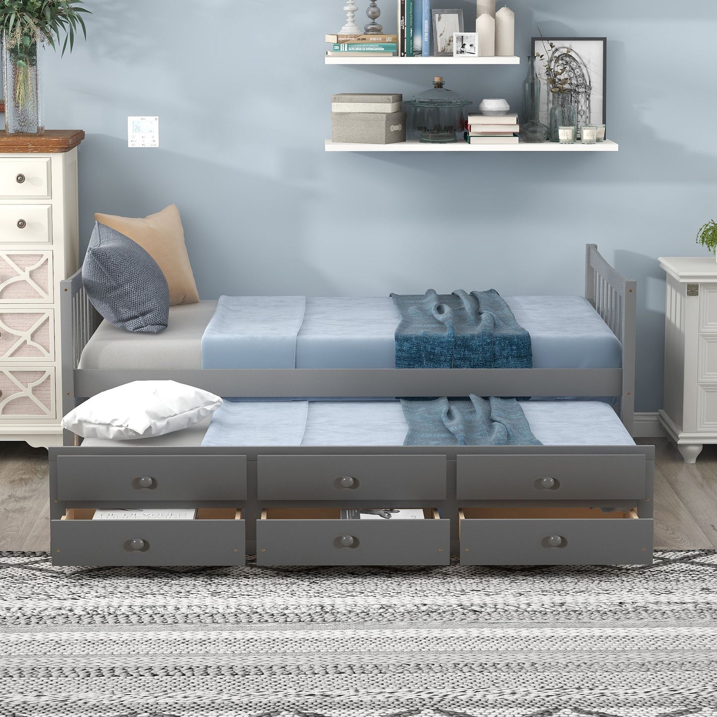 Daybed with Trundle and Drawers; Twin Size